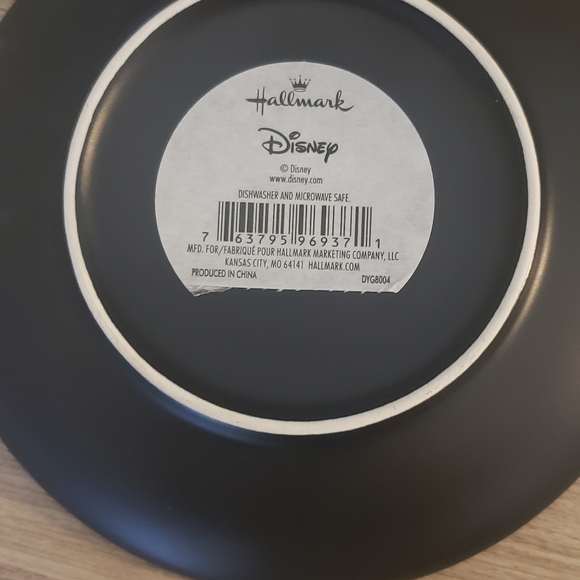 Hallmark DYG8004 Donald Duck Ceramic Plate